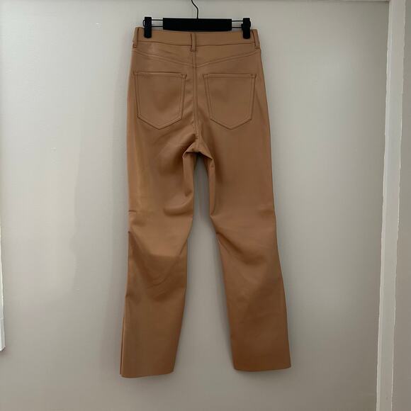 Express Women's Caramel High Rise Cropped Flare Faux Leather‎ Pants 2R NWT - Picture 4 of 7